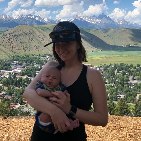 Meet your Posher, Amber - Picture 6 of 13